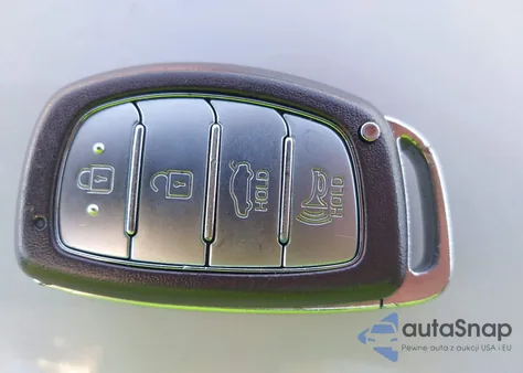 2018 Hyundai Sonata Limited 2.0T z USA, uszkodzony, nr VIN 5NPE34AB4JH626045